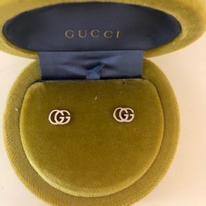 White Gold Gucci GG Tissue Stud Earrings
